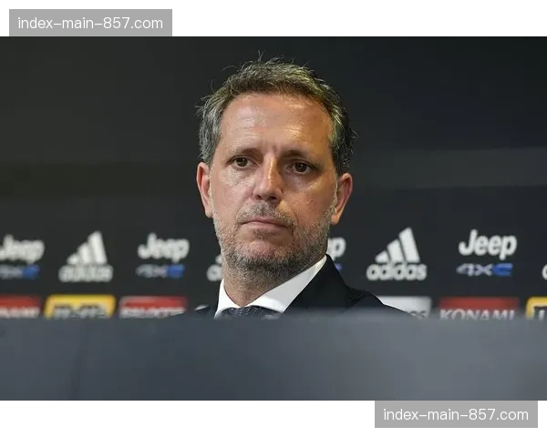 佛罗伦萨官宣帕拉蒂奇出任体育总监,俱乐部管理层完成重组 佛罗伦萨官宣帕拉蒂奇出任体育总监,俱乐部管理层完成重组