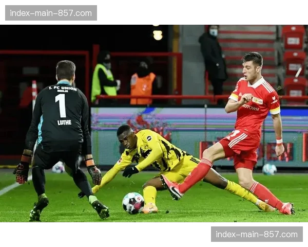 莱比锡门将专访：谈如何通过研究对手罚球手习惯来提高扑点球成功率